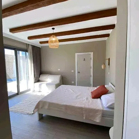 Luxury One Bedroom